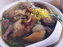牛杂加丸汤粿条-华威达牛庄(黄埔大道西店)