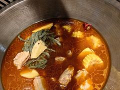 -遇东北林区铁锅炖(南开店)