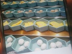 -新艺自助美食城(中山路店)