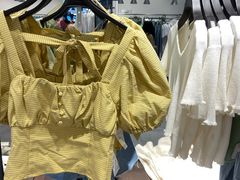 -URBAN REVIVO(七宝领展广场店)