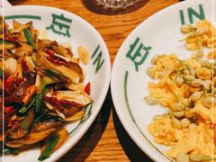 -一坐一忘云南菜(嘉里中心店)