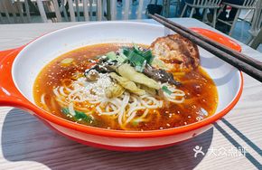 Wild Pepper Spicy Beef Noodles