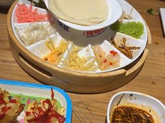 -怪噜范·老贵阳街头名小吃(汇金星力城店)