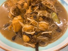 东北小鸡炖蘑菇-东北农家小院(定西路店)