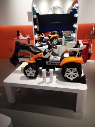 -阿朵拉儿童发型设计(金狮广场店)