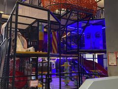 -嗨翻Hi-Fun竞技主题乐园·蹦床亲子生日轰趴(国光1937店)