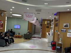 -雅悦齿科(顾村公园店)