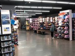 -迪卡侬(西三旗店)