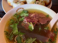 牛肉粉丝汤-哑巴生煎(临顿路店)