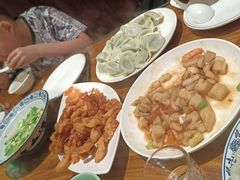 -泉畔人家·老济南经典鲁菜(大明湖店)