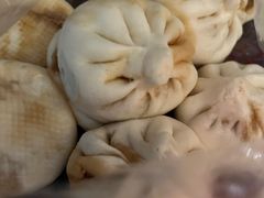 猪肉大葱包子-石饮红星包子(中山路店)