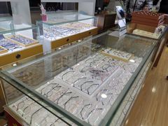 -广州宝岛眼镜武汉和光眼镜市场西区店