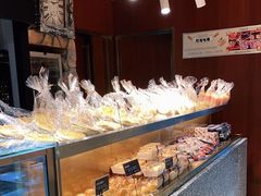 面包甜点陈列柜-丁香西饼屋(桂林路店)