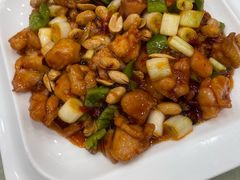 宫保鸡丁-东四民芳餐厅(世茂工三店)