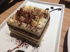-必胜客(松雷店)