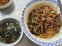 -梅溪·小伙子干挑面(安吉总店)