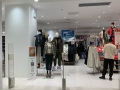 -优衣库(上海金桥国际商业广场店)