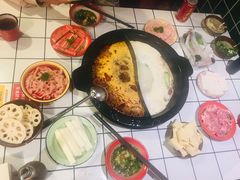 -王婆乔鲜鱼自助火锅(蜀汉路店)