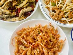 -丹水桥地锅鱼·翘嘴鲌·地方特色全鱼宴(丹江口大坝店)