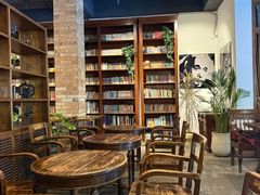 -藏书馆咖啡LibraryCoffee·Bistro(牡丹园店)