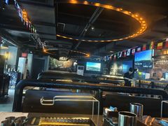 -麦凯伦烧烤·精酿超级工厂店(金桥总店)