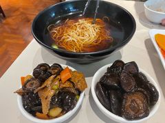 双浇特色面-功德林(南京西路店)