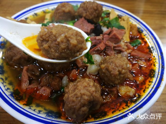 清真·老陈家烩菜(东新街总店)牛肉丸子烩菜图片