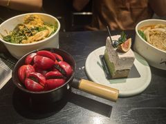 -W COLLECTIVE  DESSERT SHOP