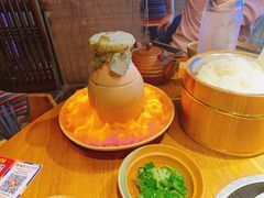 灶膛罐罐牛腩-吃饭皇帝大(长宁龙之梦店)