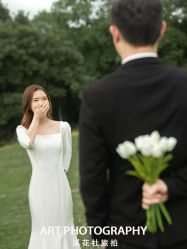 -纪梵希旅拍婚纱摄影(大连总店)