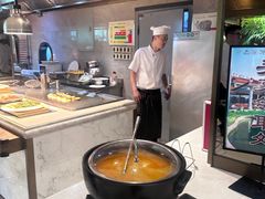 -舜耕山庄四时万和自助餐厅