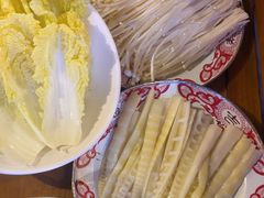 -重庆高老九火锅(虹桥天地店)