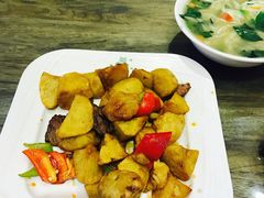 红烧洋芋-清真益鑫羊肉手抓馆(南大街店)