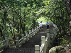 -灵岩山风景区
