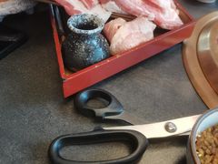 -铭牛烧肉·和牛海鲜自助(高新月牙湖店)