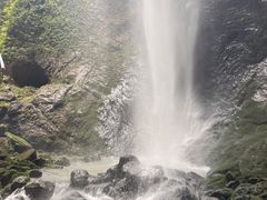 -龙水峡地缝景区