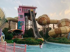 -乐华城·88度温泉乐园