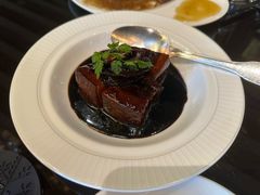 黑松露鲍鱼红烧肉-北京四季酒店·采逸轩