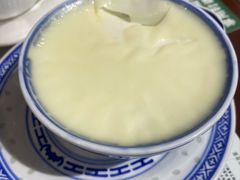 -广信牛奶甜品世家(台东店)