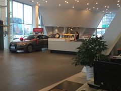 -广州南菱奥申奥迪4S店(白云店)