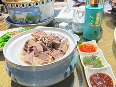 -蒙亨·手把肉·蒙古包餐厅(乌兰察布天恒广场店)
