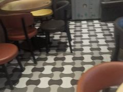-菲滋意式餐厅(富阳东方茂店)
