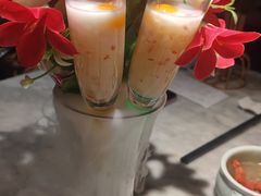 銀耳雪梨特飲-雀蓝川菜(奥体广场店)