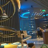 一个汉堡一杯饮料，橙V还送了冰淇淋