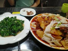 -尕西新疆大盘鸡(回辉村分店)