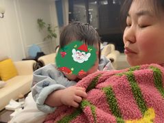 -爱的果实月嫂育婴师(世纪东方店)