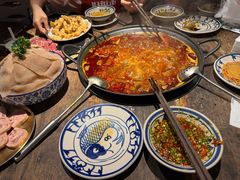 -旧街市鲜货老火锅(大光路店)