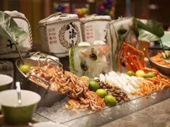 -苏州汇融广场假日酒店