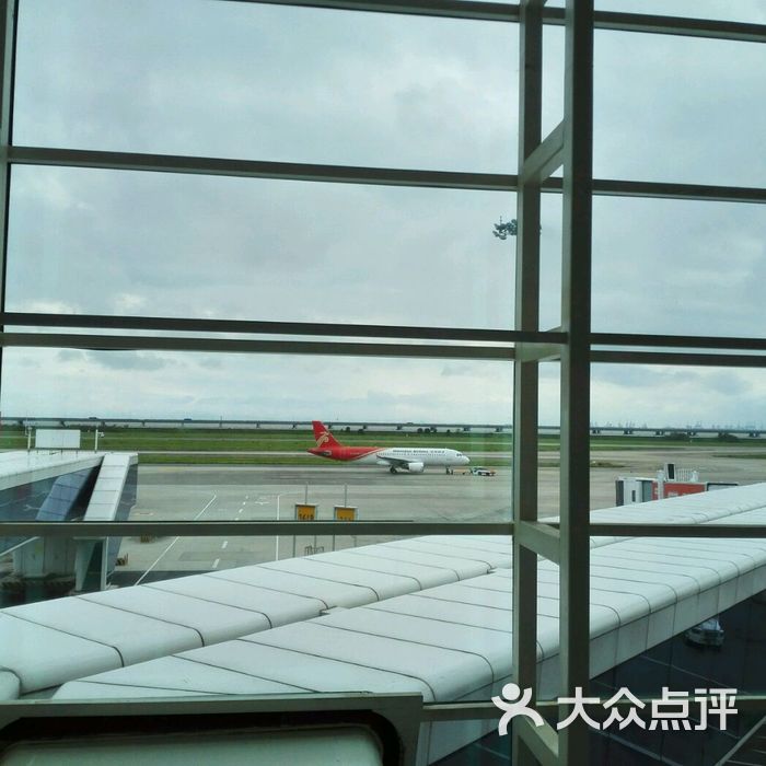 深圳宝安国际机场图片-郑州飞机场