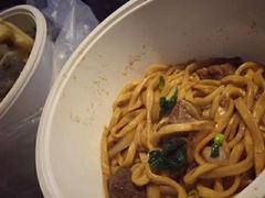 牛肉炒面-陈八两面家(华孚写字楼店)